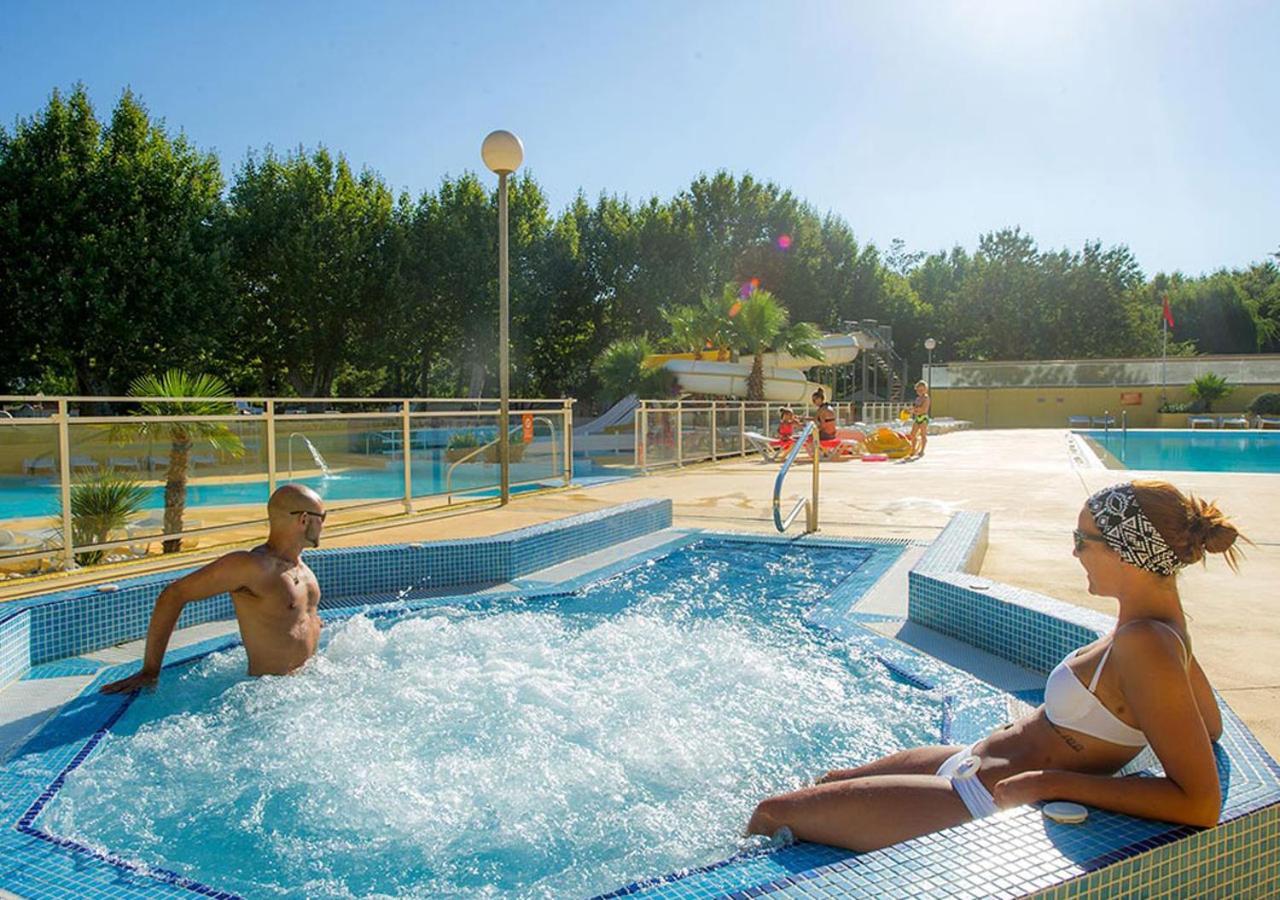 Mobilhome Climatisé 3CH 6P dans Parc des 7 Fonts Agde Esterno foto